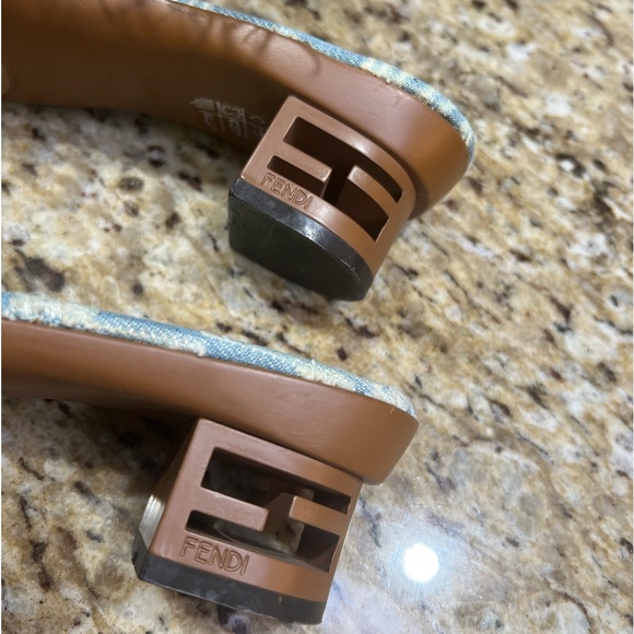 Fendi Distressed Denim w/ Gold Hardware & Cutout Block Heel Mules 38.5 - Picture 6 of 10